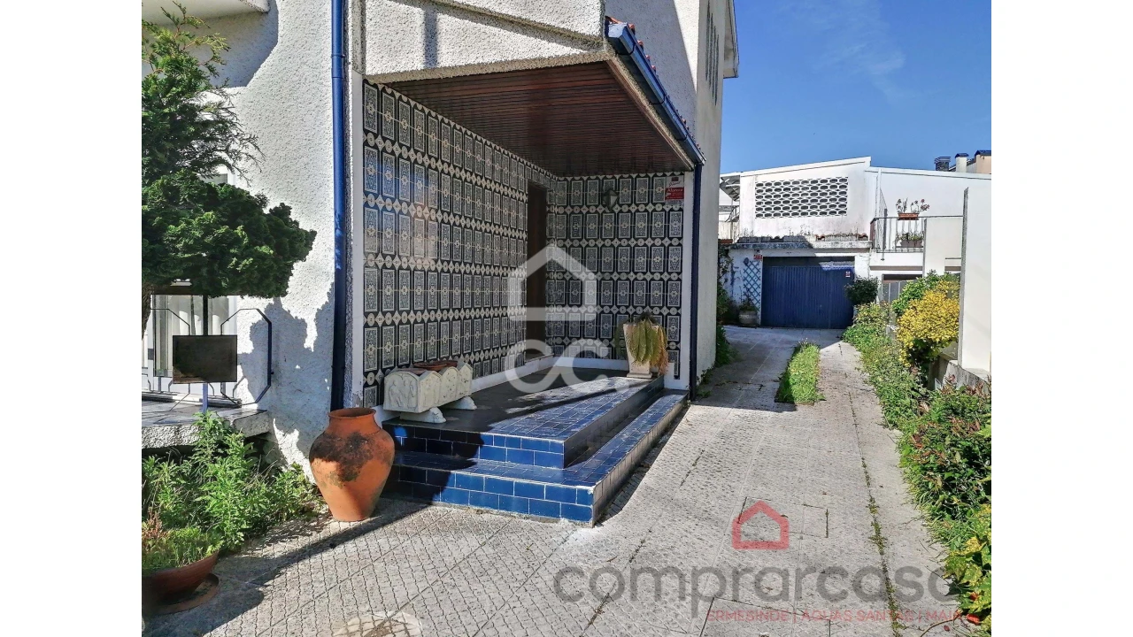 Moradia T3 para Venda em Custoias Foto 2