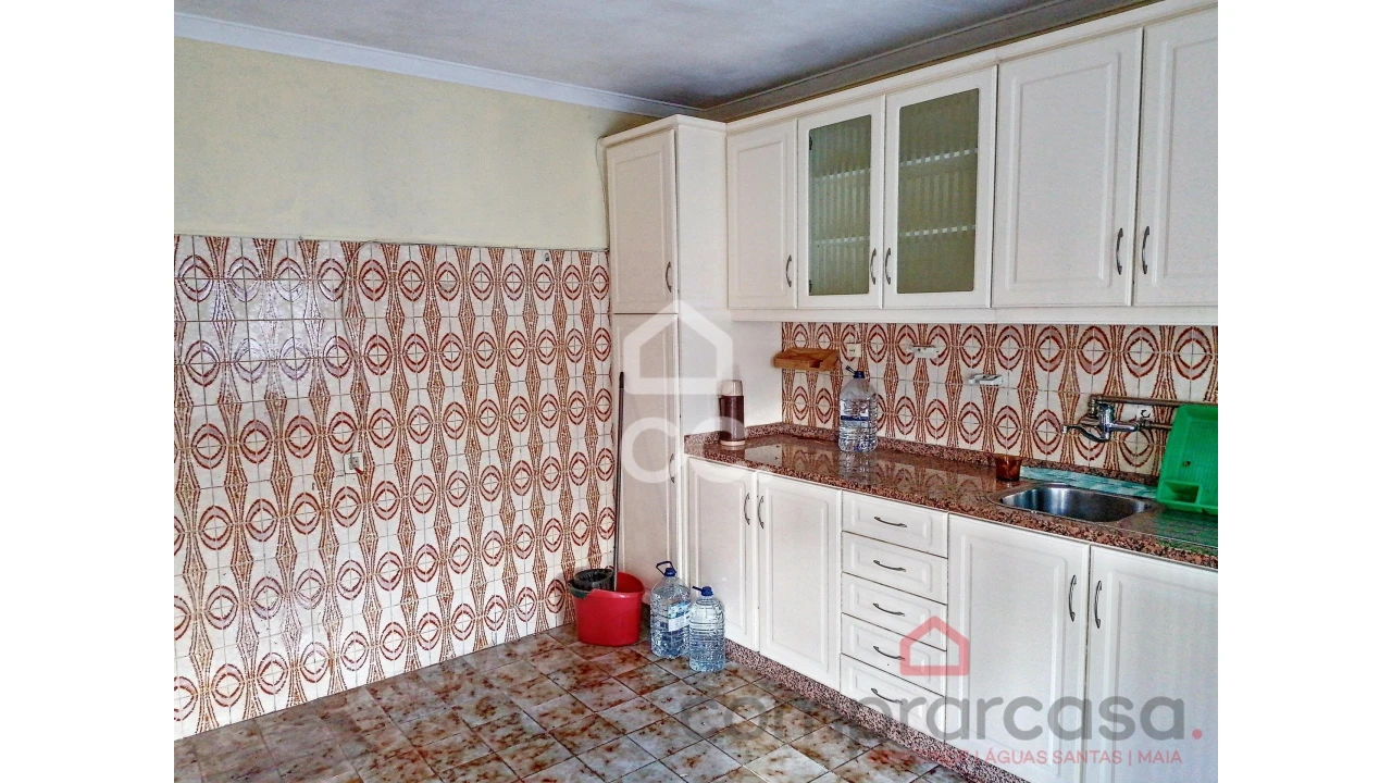 Moradia T3 para Venda em Custoias Foto 11