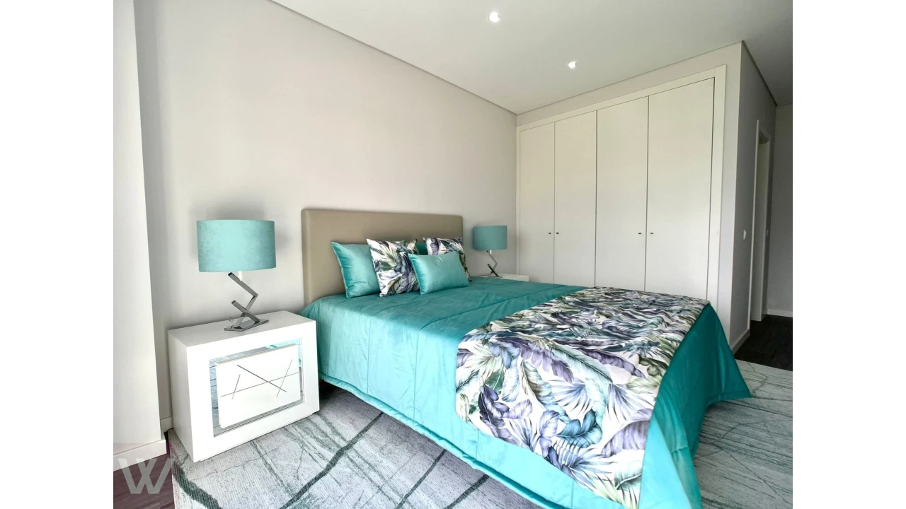 Apartamento T2 para Venda em Olhão Foto 7