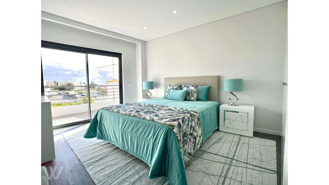 Apartamento T2 para Venda em Olhão Foto 8