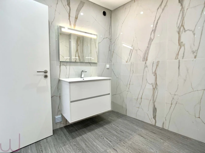 Apartamento T3 para Venda em Olhão Foto 8