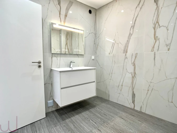Apartamento T2 para Venda em Olhão Foto 7