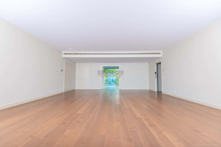 Apartamento T2 para Venda em São Martinho Foto 4