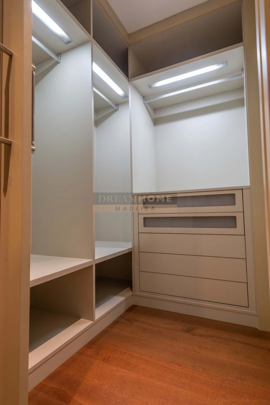 Apartamento T2 para Venda em São Martinho Foto 9