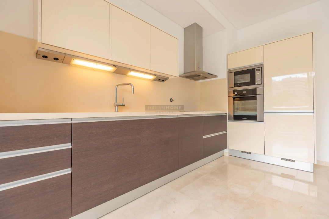 Apartamento T2 para Venda em São Martinho Foto 3