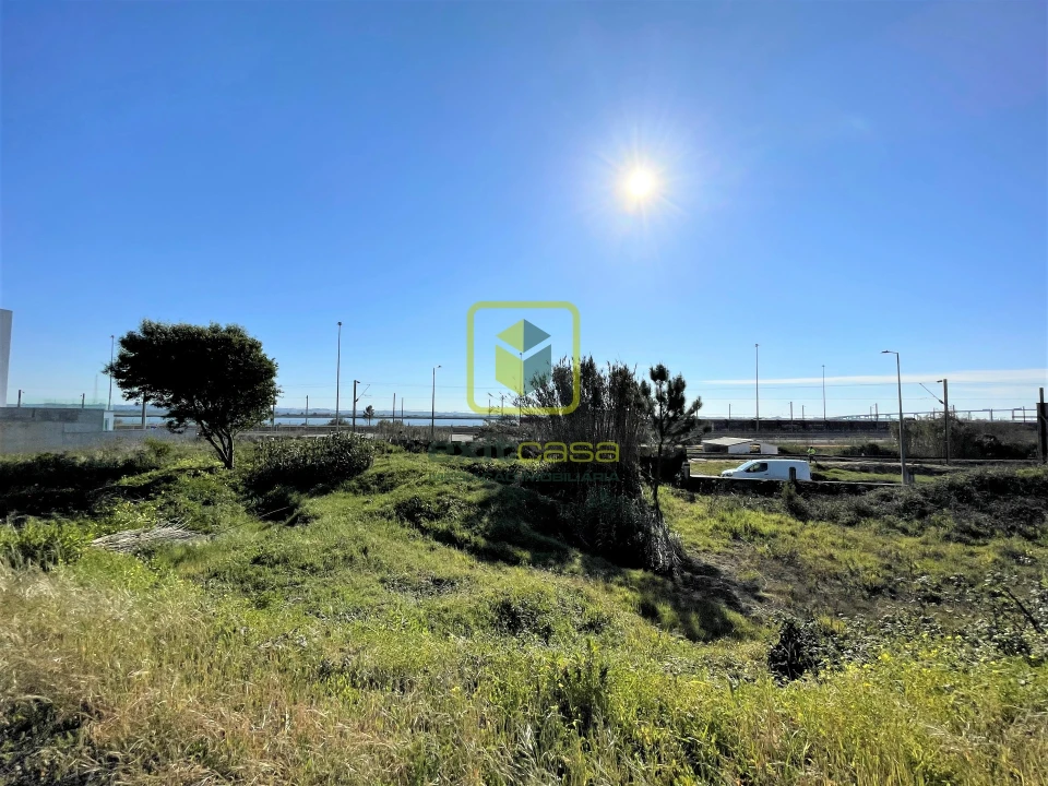 Terreno para Venda em Vila Verde Foto 1