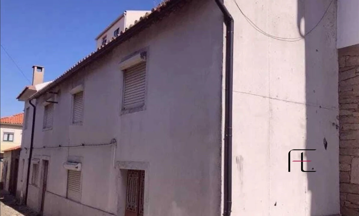 Moradia T3 para Venda em Mogadouro, Valverde, Vale de Porco e Vilar de Rei Foto 2