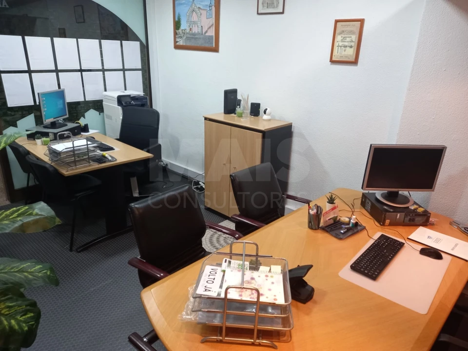 Loja para Venda em Odivelas Foto 1