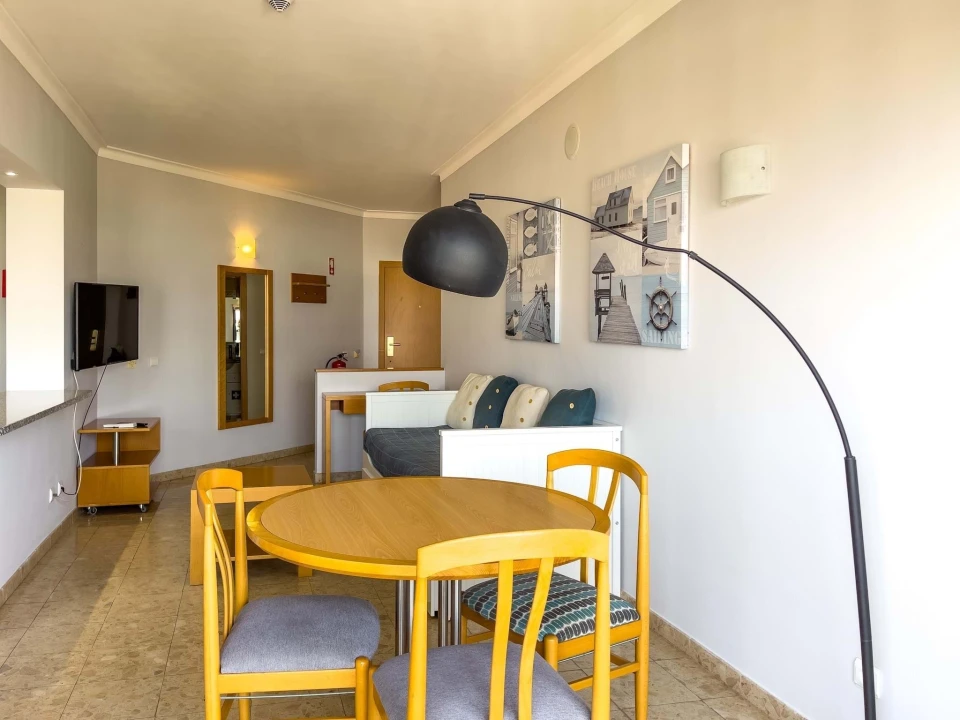 Apartamento T1 para Venda em Portimão Foto 8