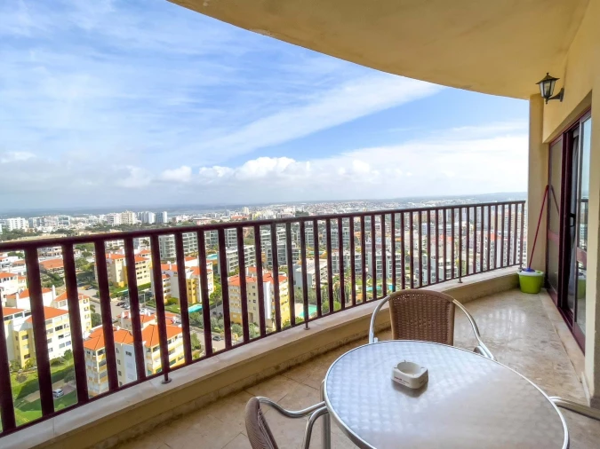 Apartamento T1 para Venda em Portimão Foto 10