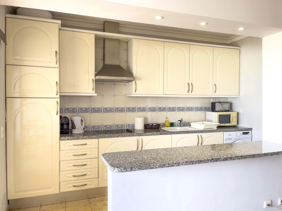 Apartamento T1 para Venda em Portimão Foto 5