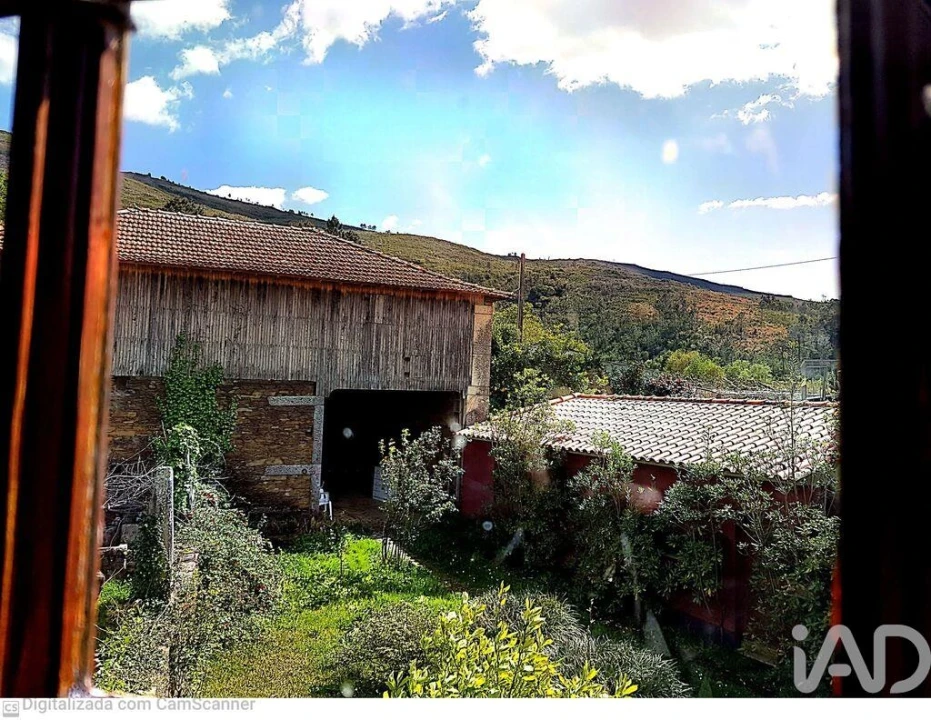 Moradia T5 para Venda em Venade e Azevedo Foto 2