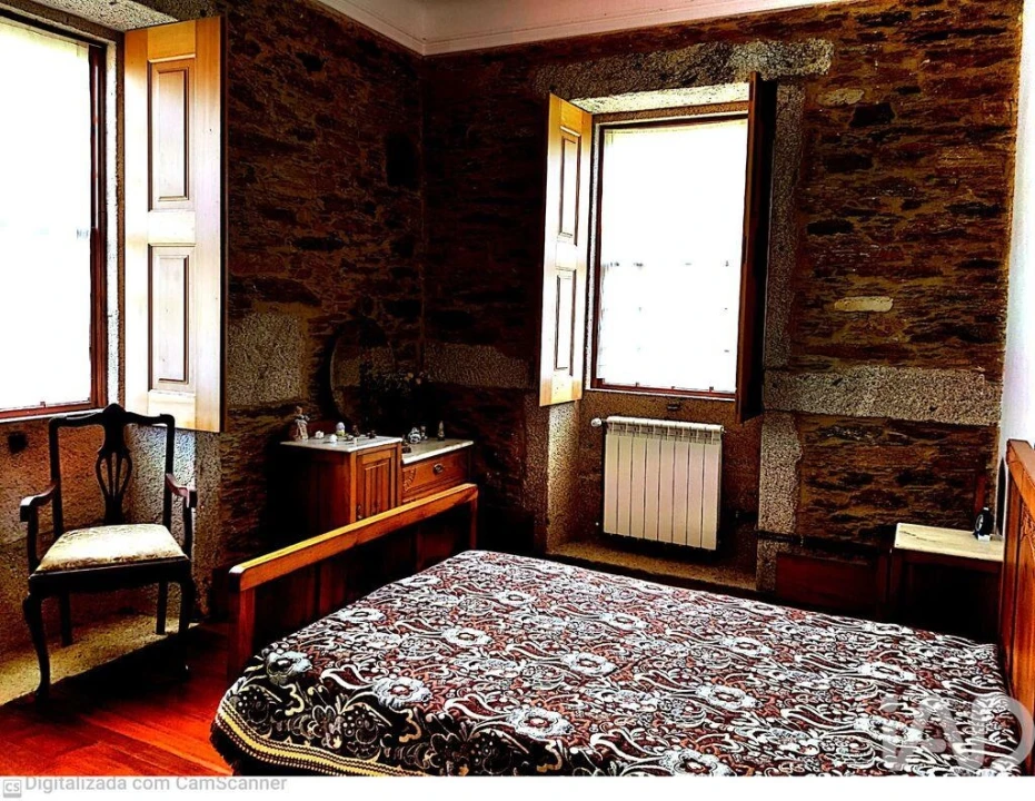 Moradia T5 para Venda em Venade e Azevedo Foto 10