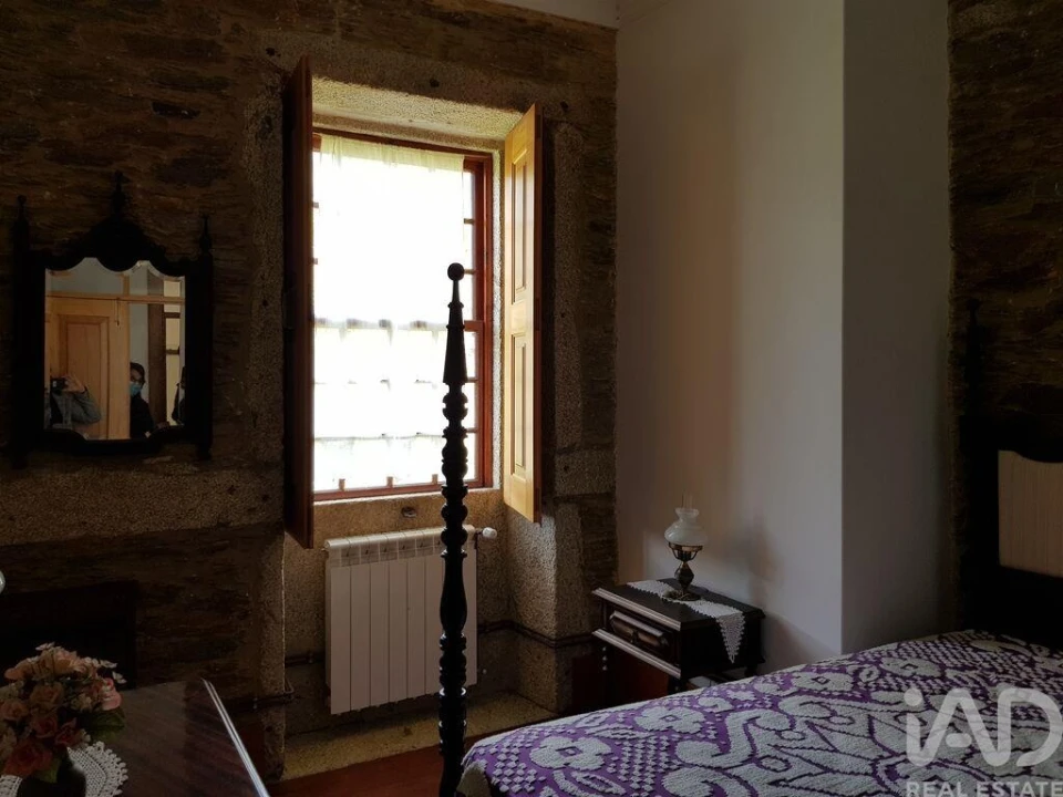 Moradia T5 para Venda em Venade e Azevedo Foto 14