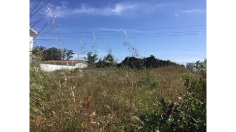 Terreno para Venda em Parceiros e Azoia