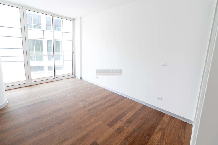 Apartamento T2 para Venda em Funchal (Se) Foto 9