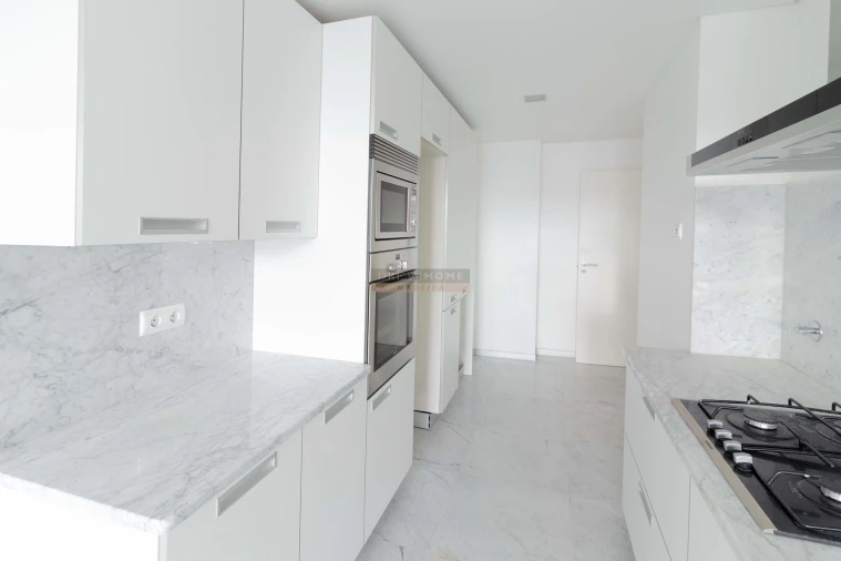 Apartamento T2 para Venda em Funchal (Se) Foto 3