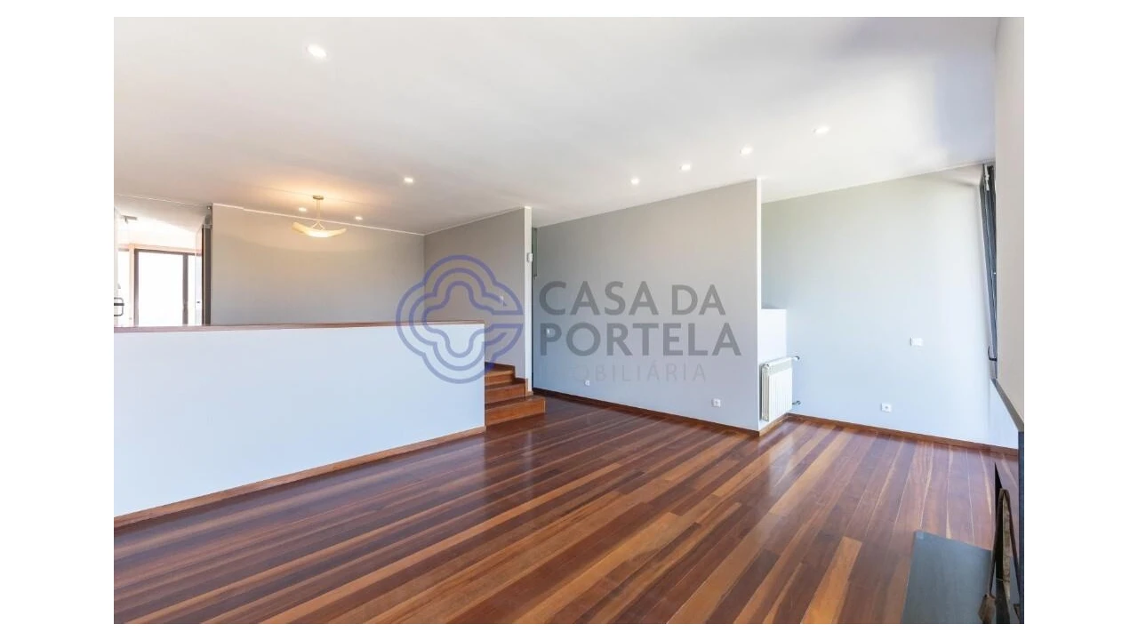 Moradia T5 para Venda em Gondomar (São Cosme), Valbom e Jovim Foto 28
