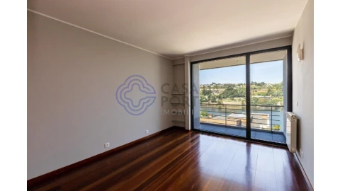 Moradia T5 para Venda em Gondomar (São Cosme), Valbom e Jovim
