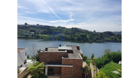 Moradia T5 para Venda em Gondomar (São Cosme), Valbom e Jovim