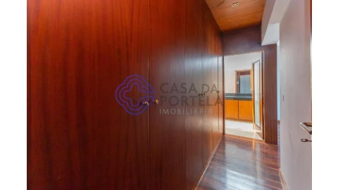 Moradia T5 para Venda em Gondomar (São Cosme), Valbom e Jovim