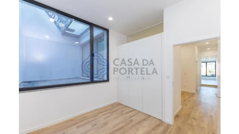 Moradia T5 para Venda em Gondomar (São Cosme), Valbom e Jovim