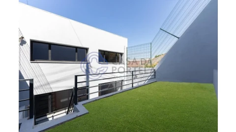 Moradia T5 para Venda em Gondomar (São Cosme), Valbom e Jovim