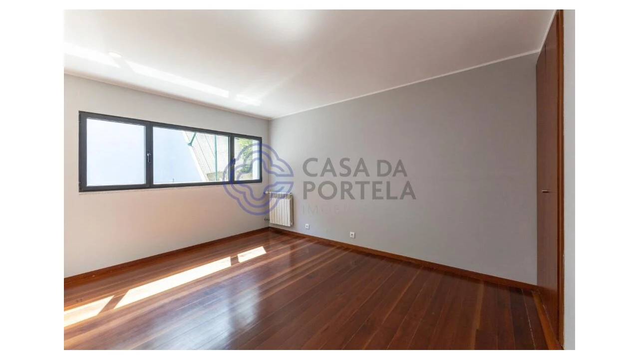 Moradia T5 para Venda em Gondomar (São Cosme), Valbom e Jovim Foto 42