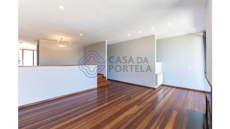 Moradia T5 para Venda em Gondomar (São Cosme), Valbom e Jovim Foto 28