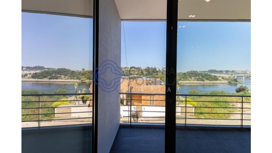 Moradia T5 para Venda em Gondomar (São Cosme), Valbom e Jovim Foto 29