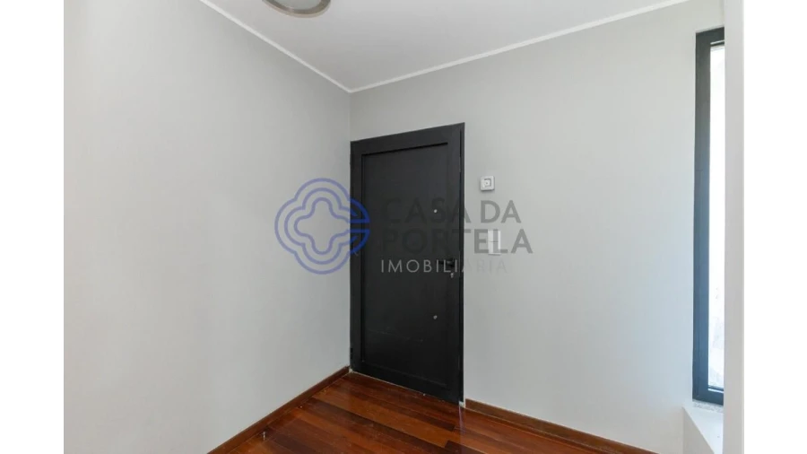 Moradia T5 para Venda em Gondomar (São Cosme), Valbom e Jovim Foto 12