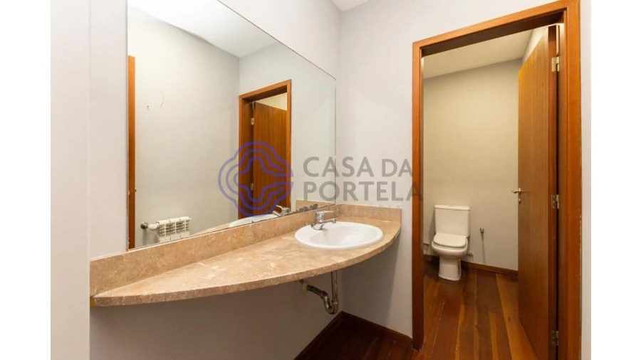 Moradia T5 para Venda em Gondomar (São Cosme), Valbom e Jovim Foto 37