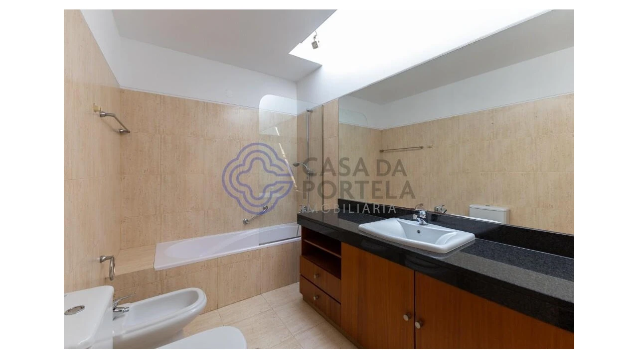 Moradia T5 para Venda em Gondomar (São Cosme), Valbom e Jovim Foto 51