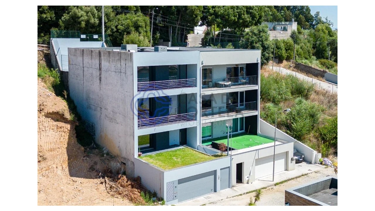 Moradia T5 para Venda em Gondomar (São Cosme), Valbom e Jovim Foto 8