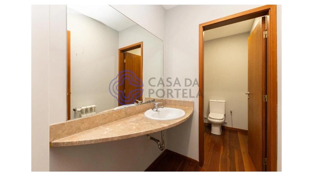Moradia T5 para Venda em Gondomar (São Cosme), Valbom e Jovim Foto 37