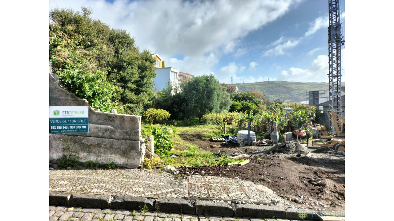 Terreno para Venda em Horta (Matriz) Foto 11