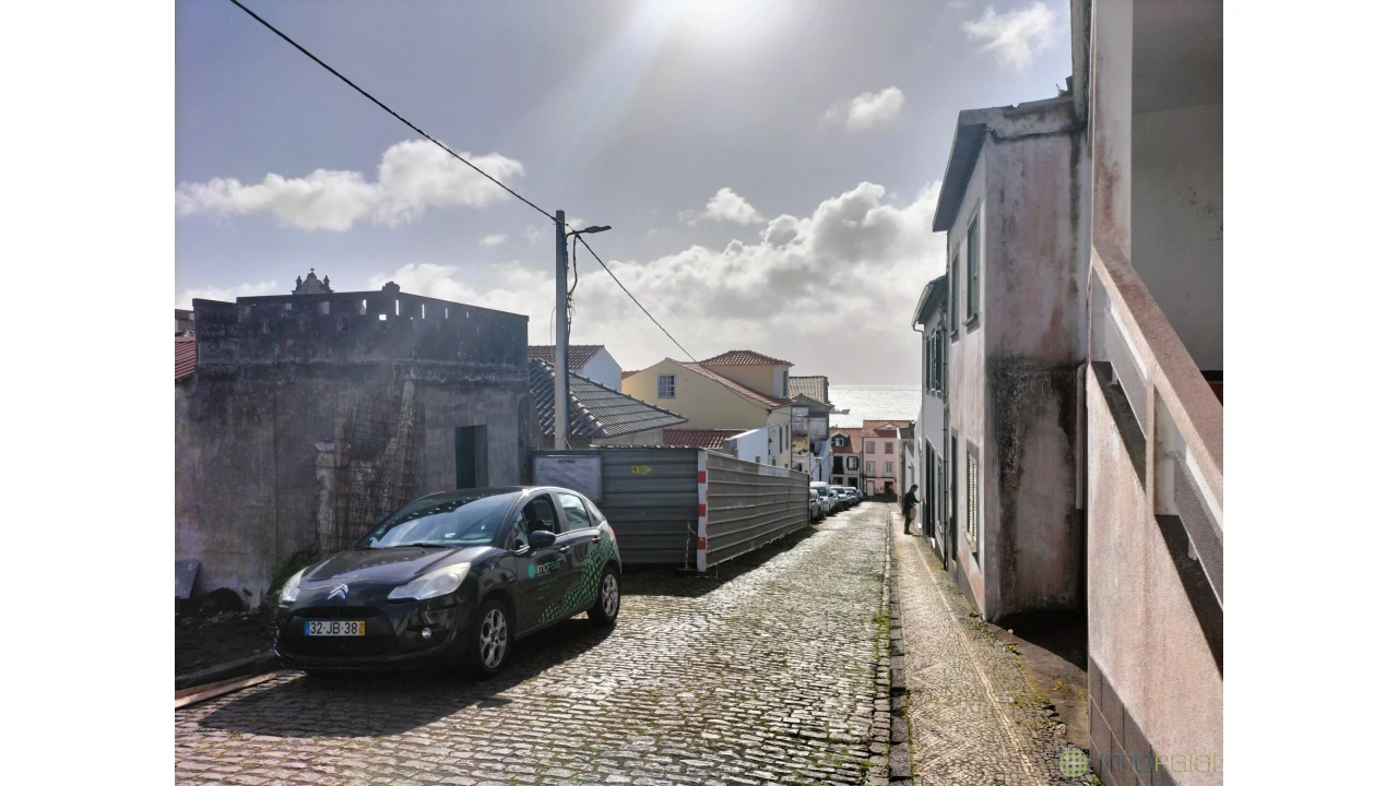 Terreno para Venda em Horta (Matriz) Foto 9