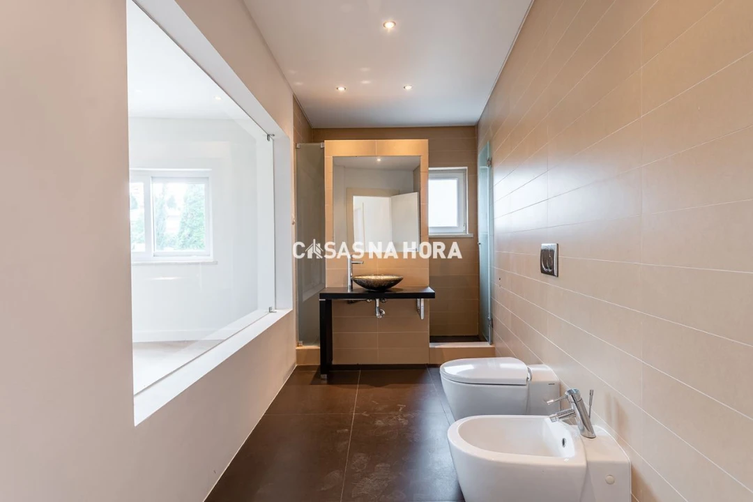 Moradia T4 para Venda em Agualva e Mira-Sintra Foto 9