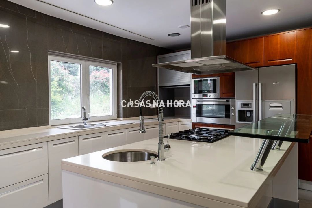 Moradia T4 para Venda em Agualva e Mira-Sintra Foto 26