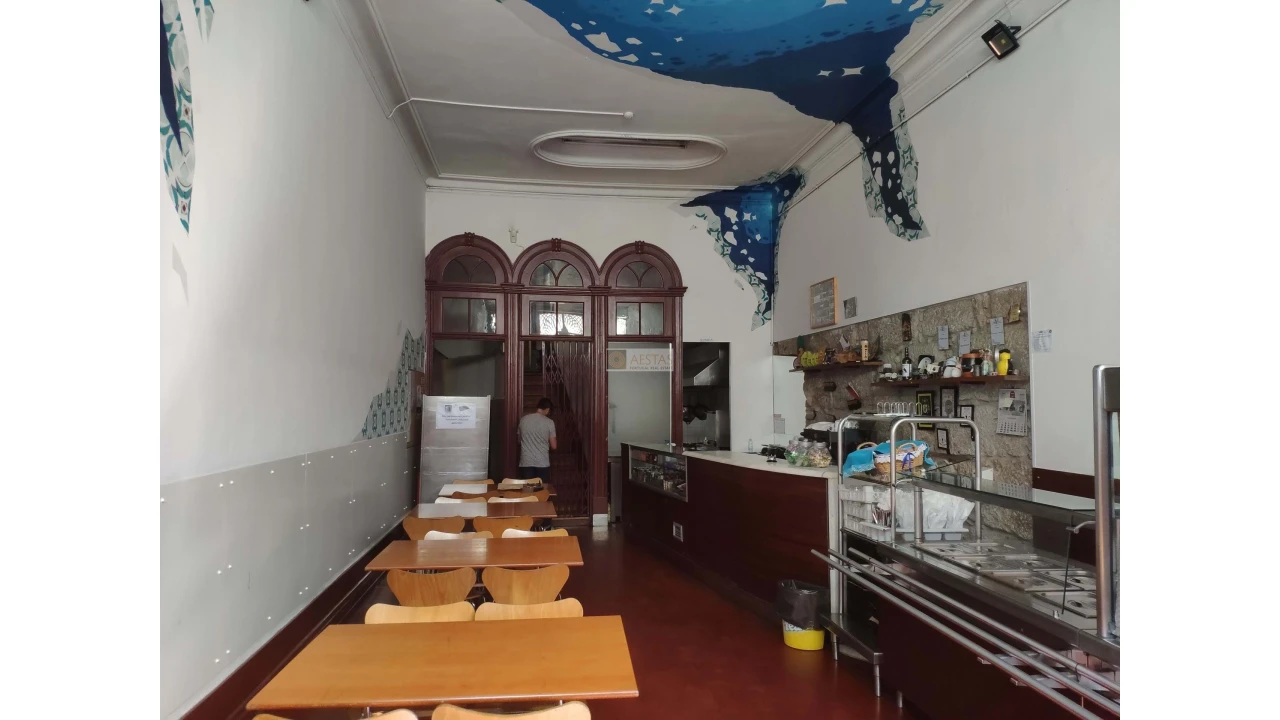 Prédio para Venda em Cedofeita, Santo Ildefonso, Sé, Miragaia, São Nicolau e Vitória Foto 11