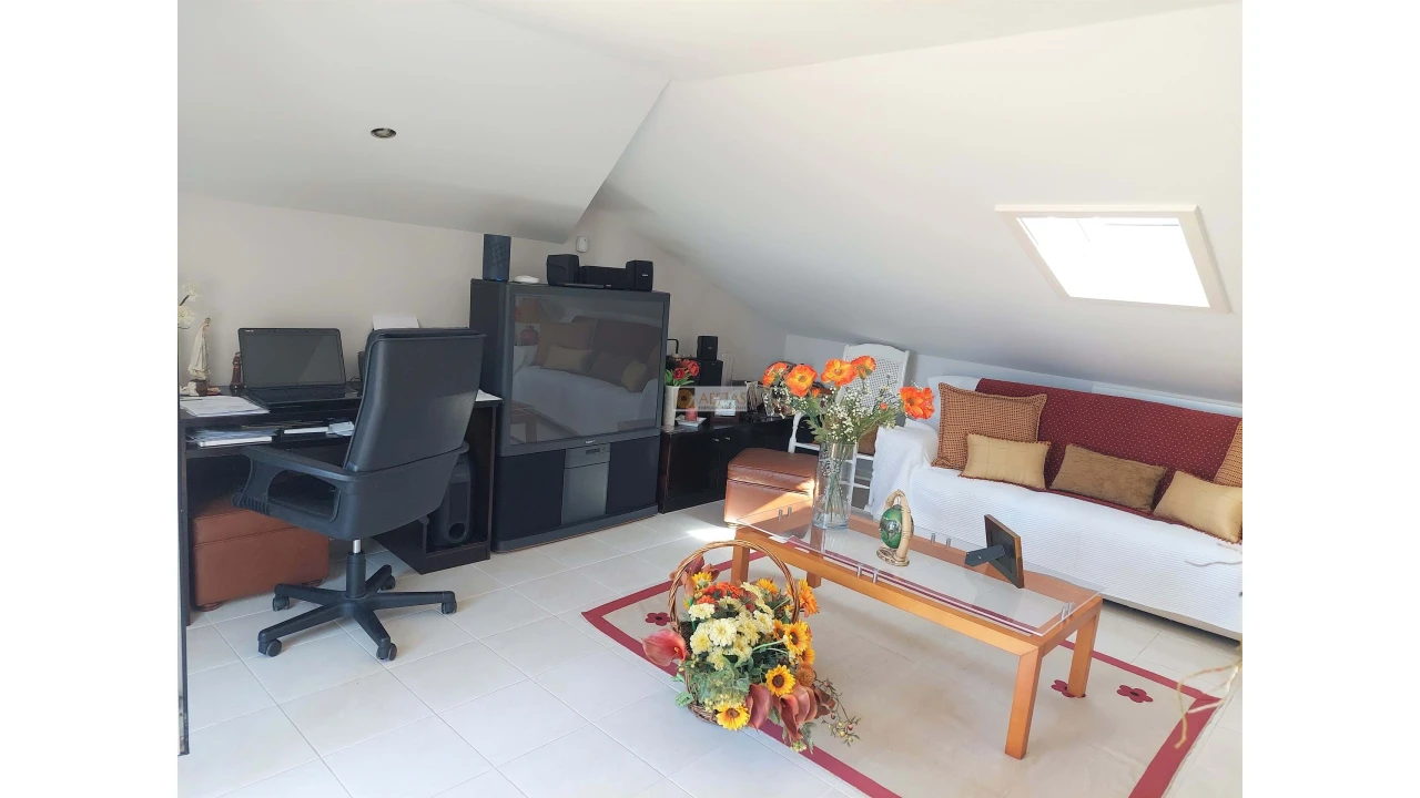 Moradia T3 para Venda em Santa Marinha e São Pedro da Afurada Foto 16