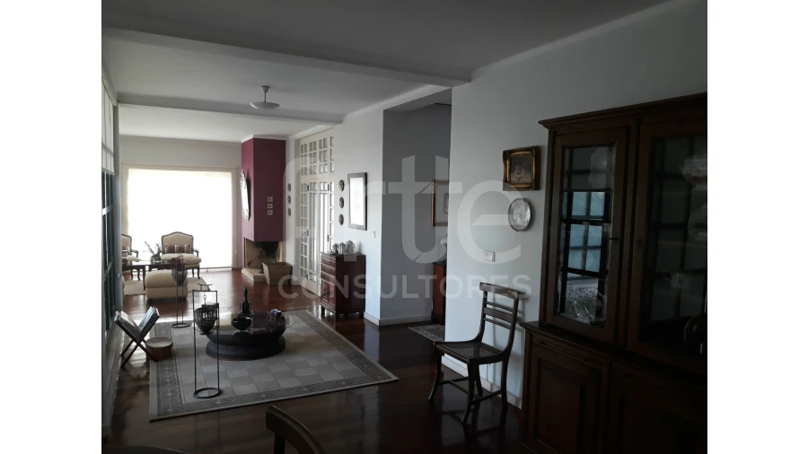 Moradia T5 para Venda em Avelãs de Caminho Foto 6