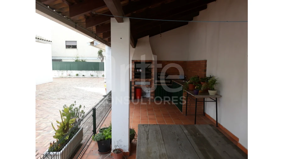 Moradia T5 para Venda em Avelãs de Caminho Foto 40