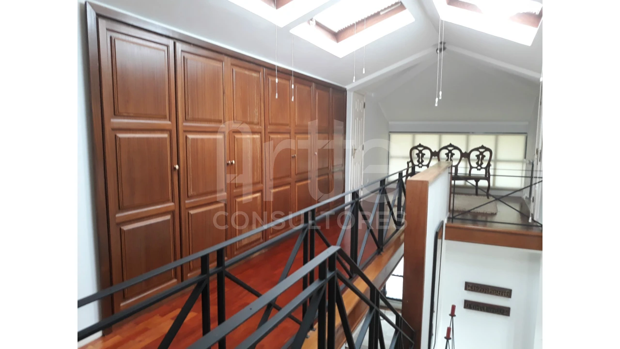 Moradia T5 para Venda em Avelãs de Caminho Foto 24