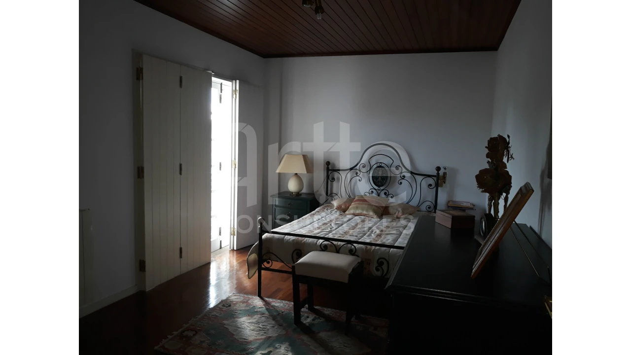 Moradia T5 para Venda em Avelãs de Caminho Foto 35