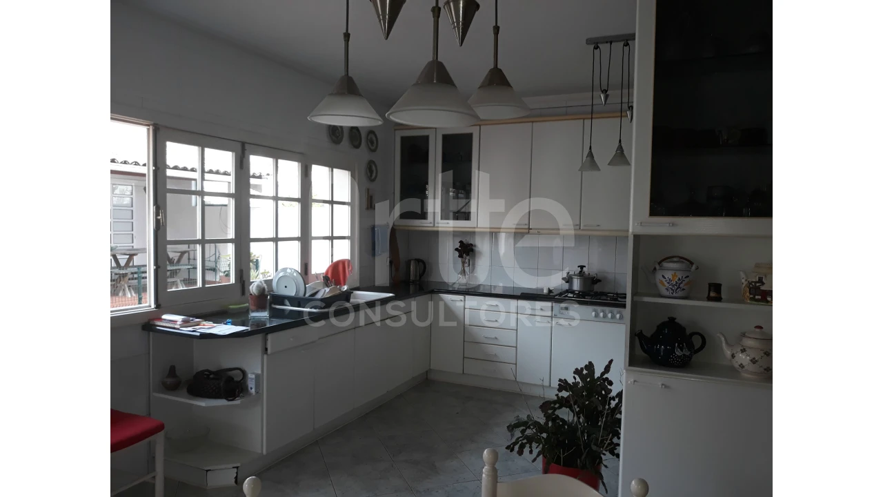 Moradia T5 para Venda em Avelãs de Caminho Foto 9