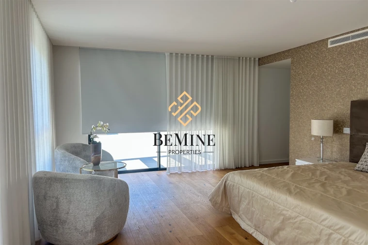 Apartamento T5 para Venda em Funchal (São Pedro) Foto 16