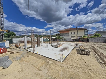Moradia T3 para Venda em Abraveses