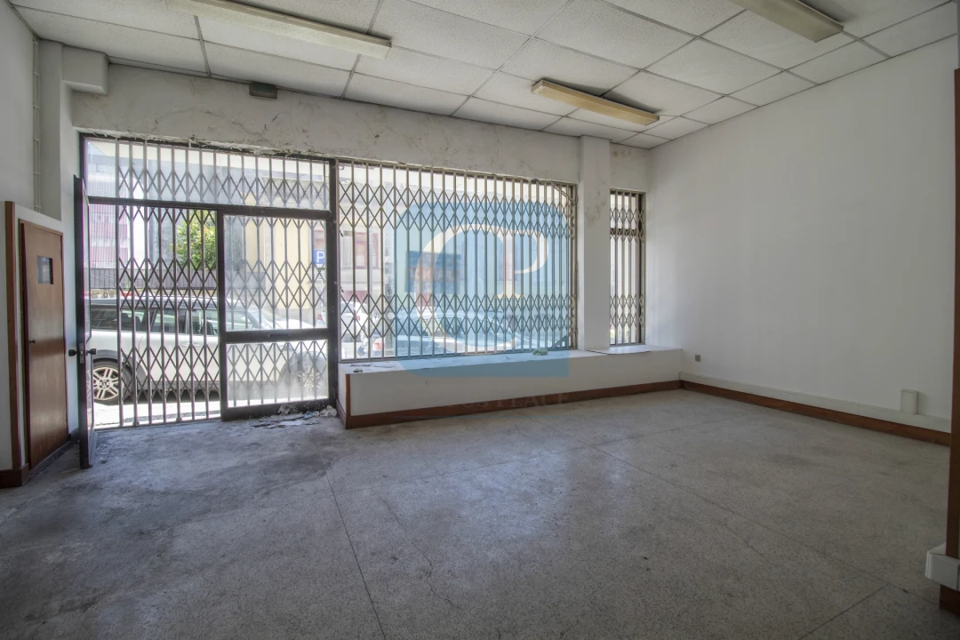 Loja para Arrendamento em Cedofeita, Santo Ildefonso, Sé, Miragaia, São Nicolau e Vitória Foto 3