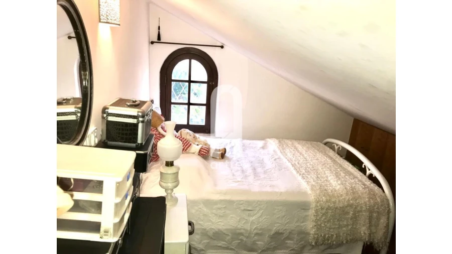 Moradia T5 para Venda em Carvoeira Foto 31